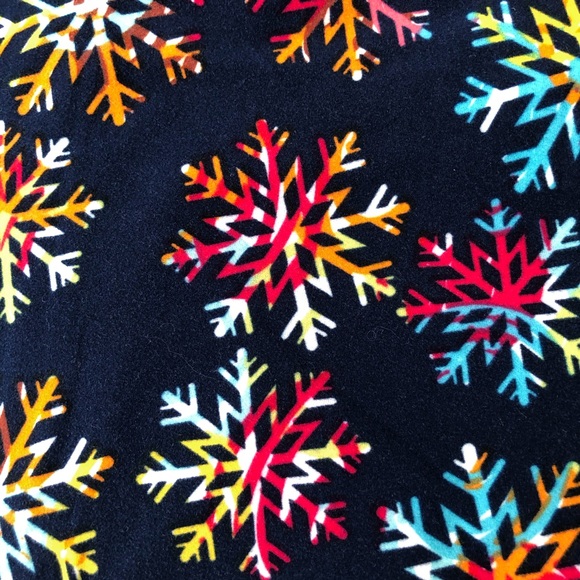 Leggings depot snowflake stretchable leggings. - Picture 2 of 5